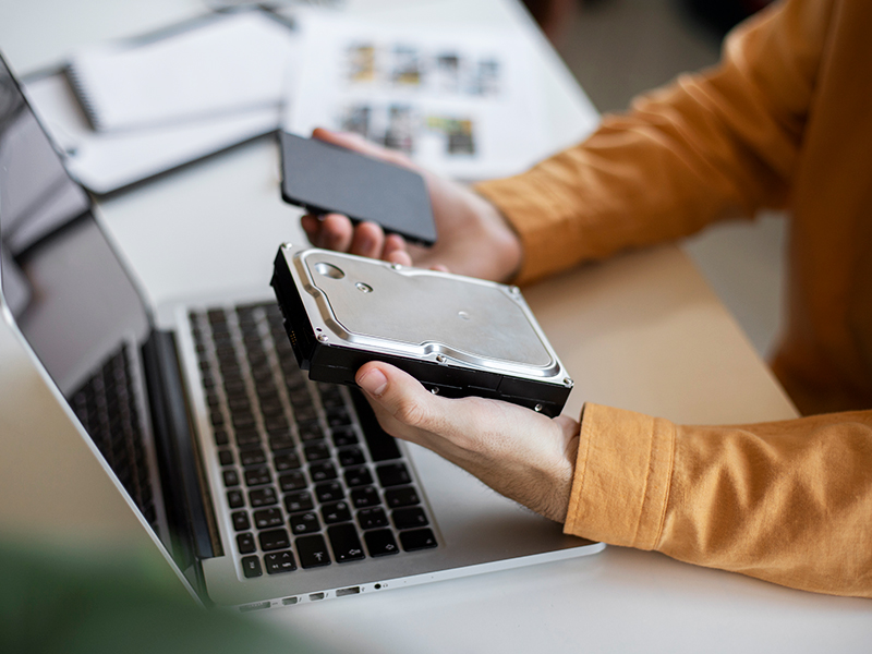 Види жорстких дисків: Чим відрізняються SSD від HDD Види жорстких дисків: Чим відрізняються SSD від HDD
