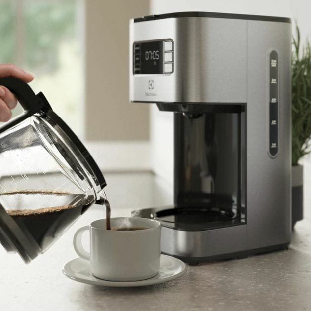Кавоварка Electrolux E5CM1-6ST