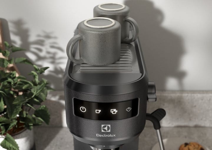 Кофеварка рожковая Electrolux Explore 6 E6EC1-6BST