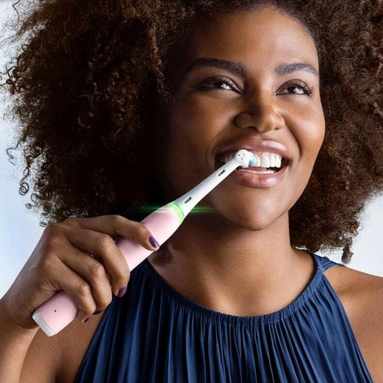 Зубная электрощетка Braun Oral-B iO Series 3 iOG3.1A6.0 Blush Pink