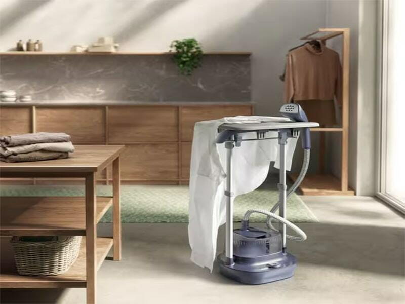 Отпариватель Electrolux Delicate 7000 E7US1-4MN