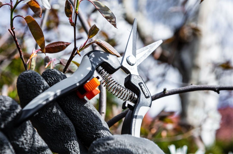 Секатор NEO Tools 185 мм (15-207)