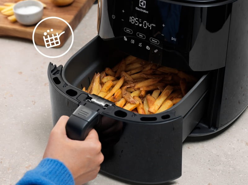 Мультипечь Electrolux 700 Air Fryer EAF7B