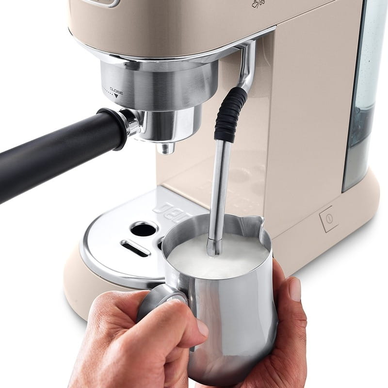 Кавоварка рожкова Delonghi EC 885 BG
