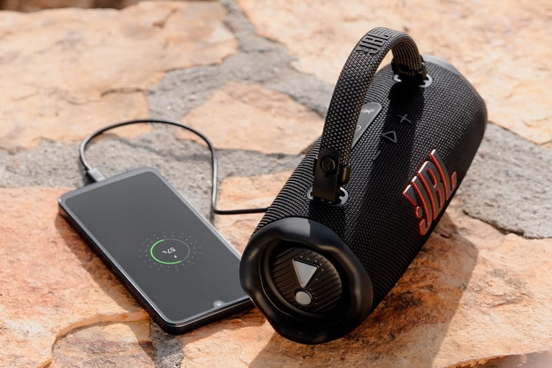 Акустична система JBL Charge 6 Black (JBLCHARGE6BLK)