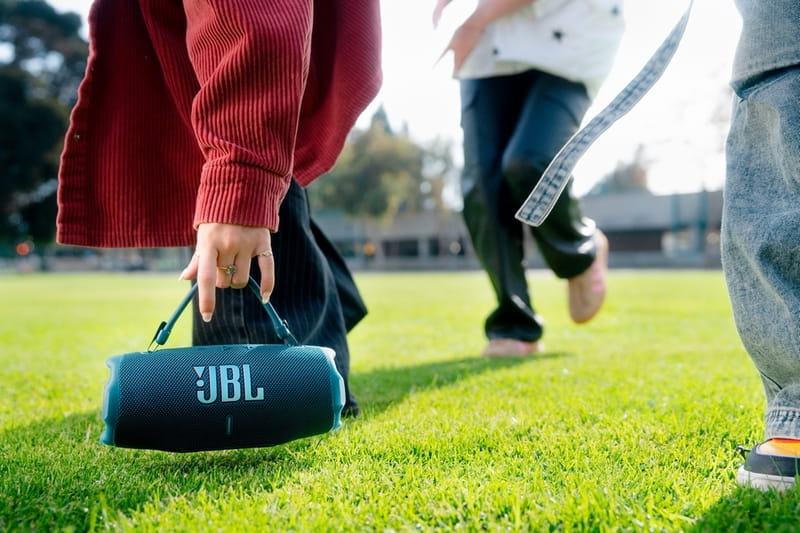 Акустическая система JBL Charge 6 Blue (JBLCHARGE6BLU)