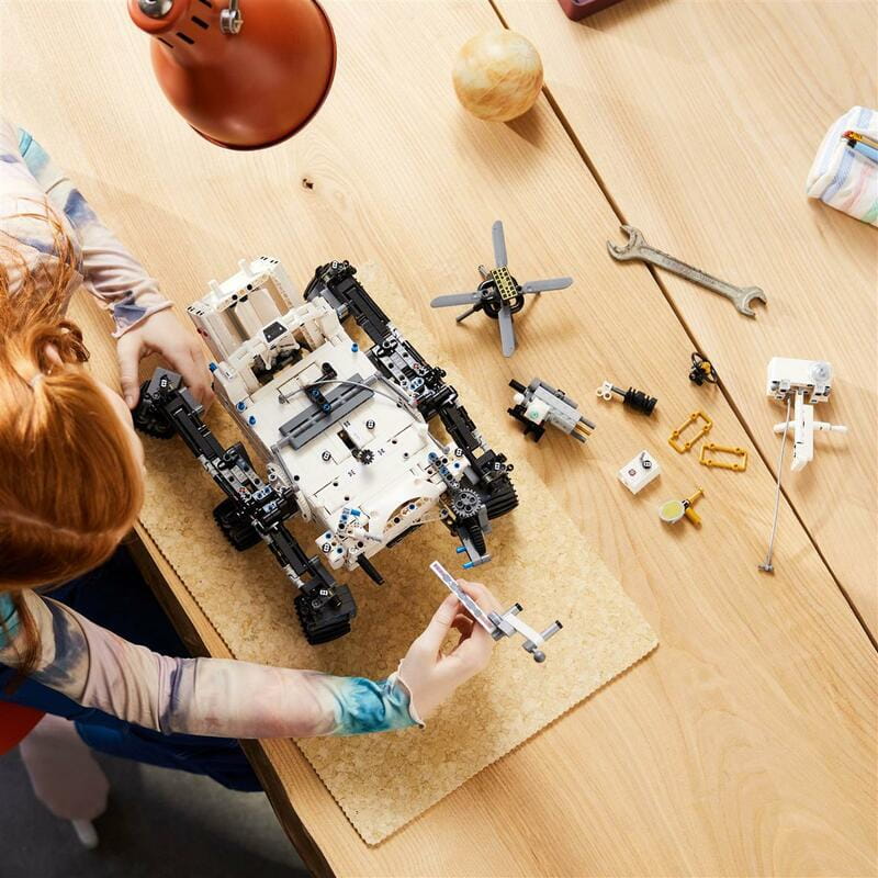 Конструктор LEGO Technic Місія NASA Марсохід "Персеверанс" (42158)
