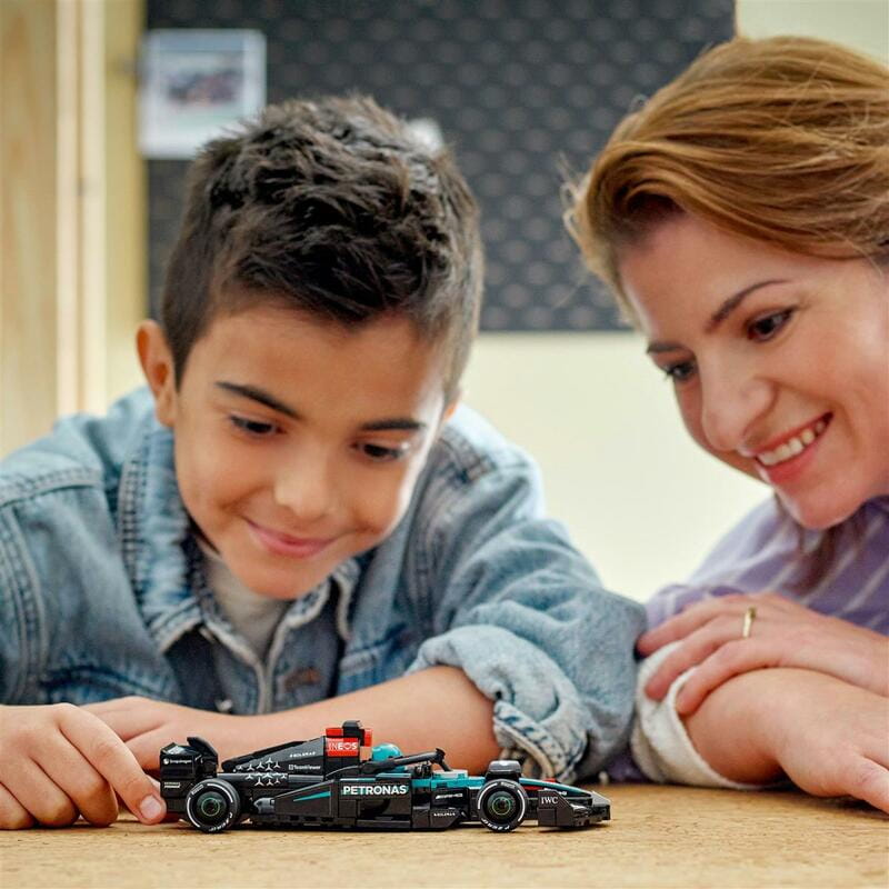 Конструктор LEGO Speed Champions Автомобиль для гонок Mercedes-AMG F1 W15 (77244)