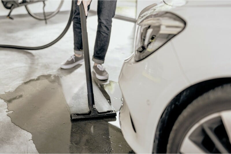 Пылесос Karcher WD4 V-20/5/22 (1.628-209.0)
