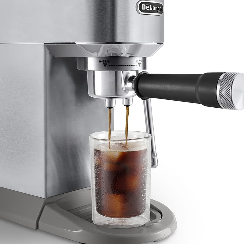 Кофеварка рожковая Delonghi EC 890.M