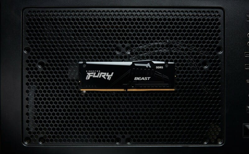 Модуль пам`яті DDR5 32GB/5600 Kingston Fury Beast RGB Black (KF556C36BBE2A-32)