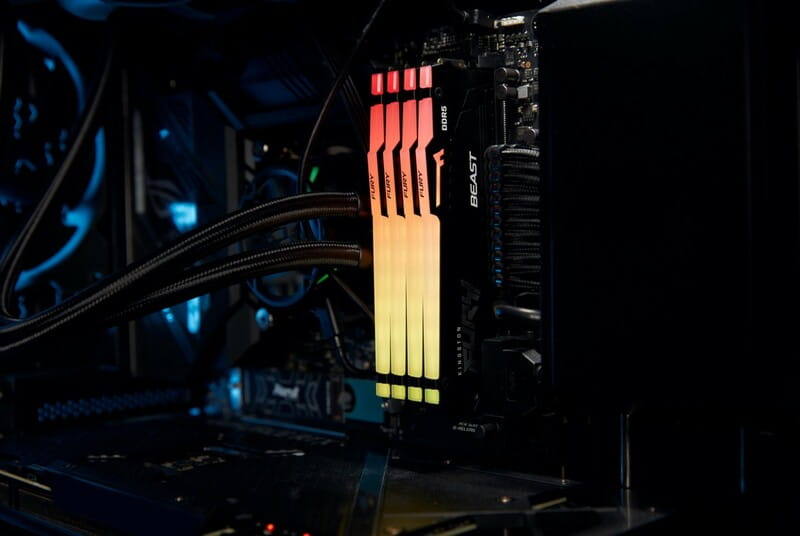 Модуль пам`яті DDR5 32GB/5600 Kingston Fury Beast RGB Black (KF556C36BBE2A-32)