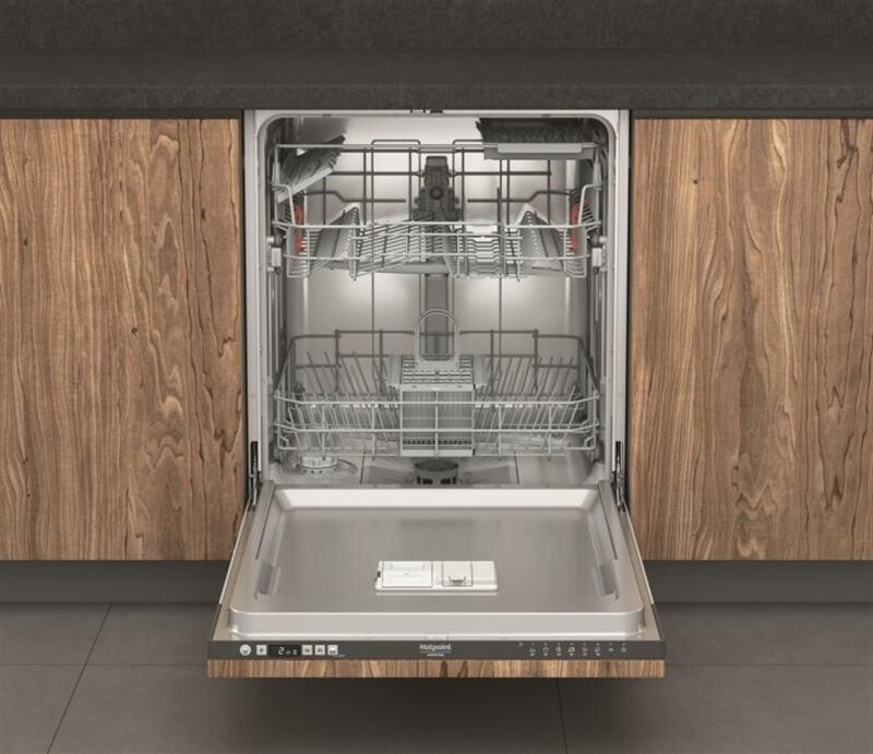 Вбудована посудомийна машина Hotpoint-Ariston HI 5010 C