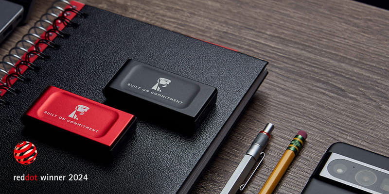 Накопичувач зовнішній SSD Portable 1ТB Kingston SXS1000 BoC Black (SXS1000/1000GA)