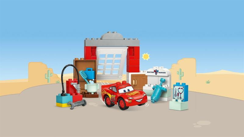 Конструктор LEGO Duplo Disney Визит МакКуина в гараж Дока (10456)