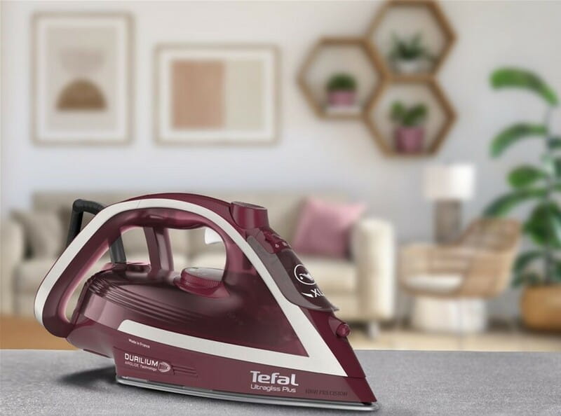 Утюг Tefal Ultragliss Plus FV6820E0