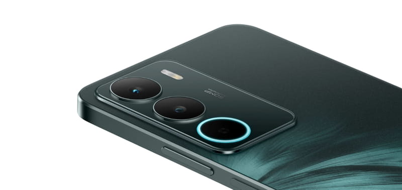 Смартфон Realme C71 6/128GB (RMX5303) Forest Owl