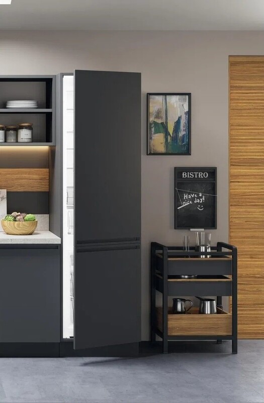 Встраиваемый холодильник Hotpoint-Ariston HAC20T321