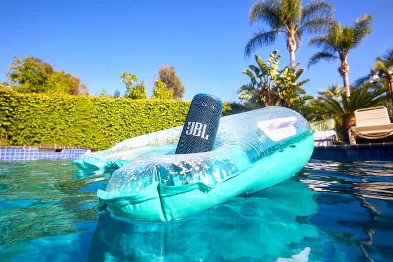 Акустическая система JBL Grip Blue (JBLGRIPBLU)