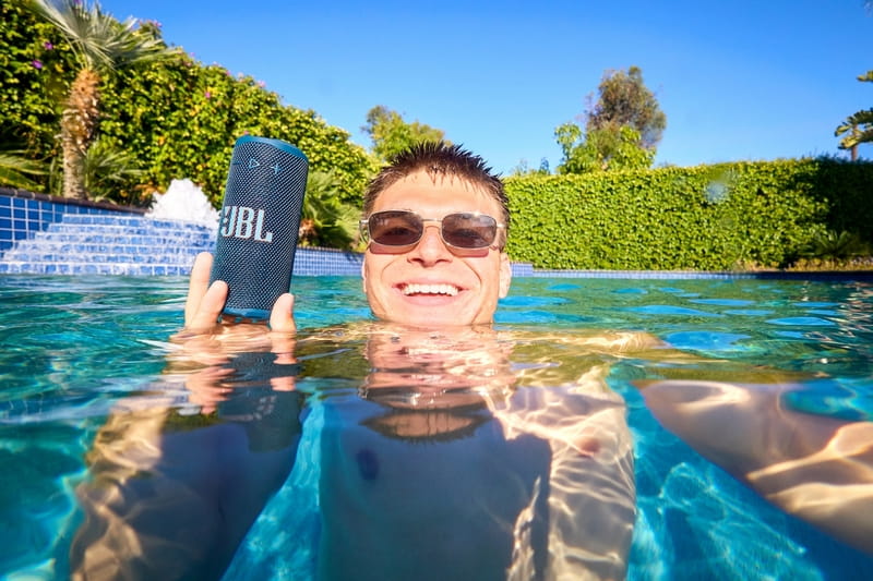 Акустическая система JBL Grip Blue (JBLGRIPBLU)