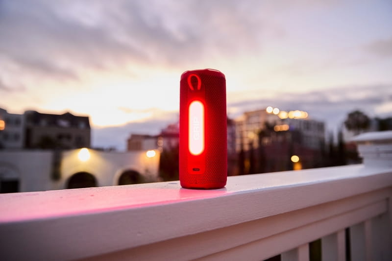 Акустическая система JBL Grip Red (JBLGRIPRED)
