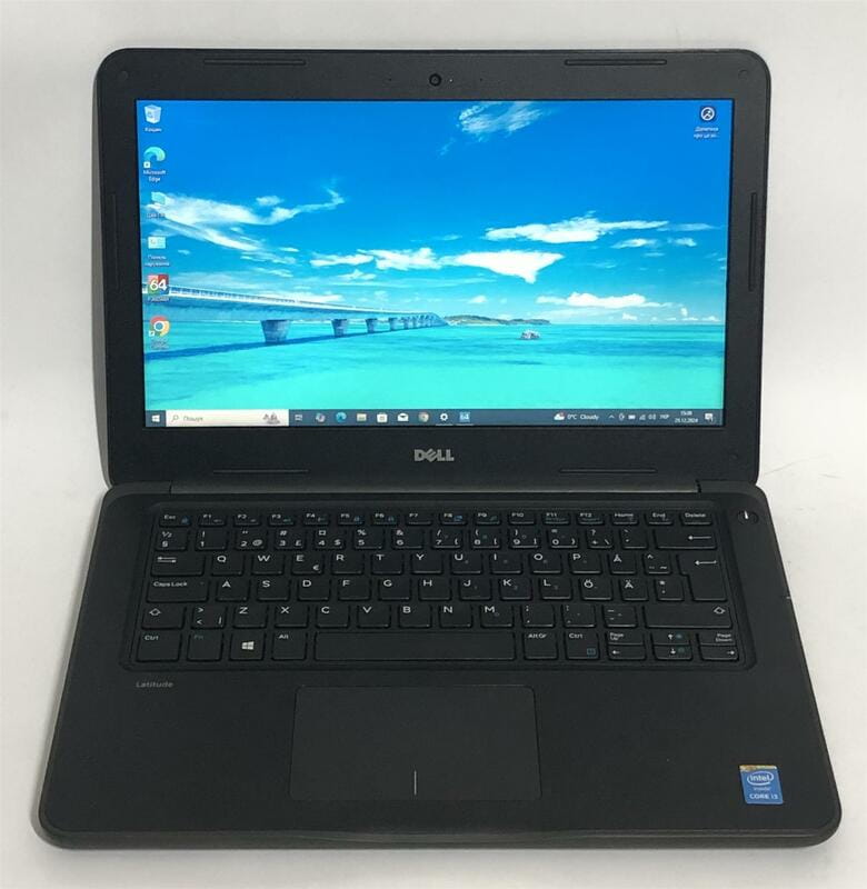 Ноутбук Dell Latitude 3380 / 13.3" (1366х768) / i3-6006U / 8GB / 128GB SSD / Win10Pro - Б/в