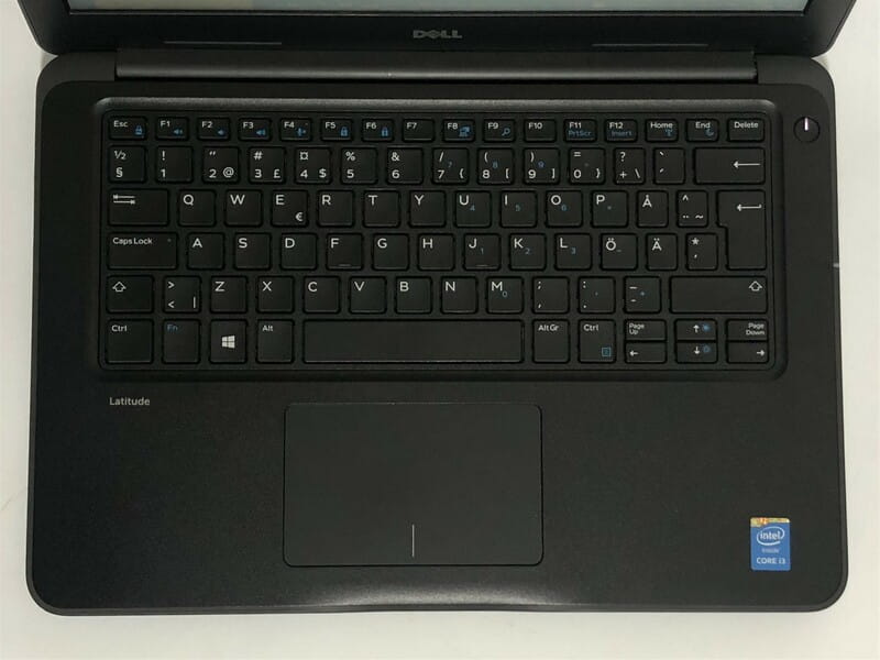Ноутбук Dell Latitude 3380 / 13.3" (1366х768) / i3-6006U / 8GB / 128GB SSD / Win10Pro - Б/в