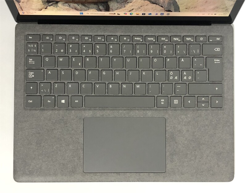 Ноутбук Microsoft Surface Laptop 3 1867 / 13.5" (2256x1504) IPS Touch / i5-1035G7 / 8GB / 128GB SSD / Win11Pro / Backlight - Б/в