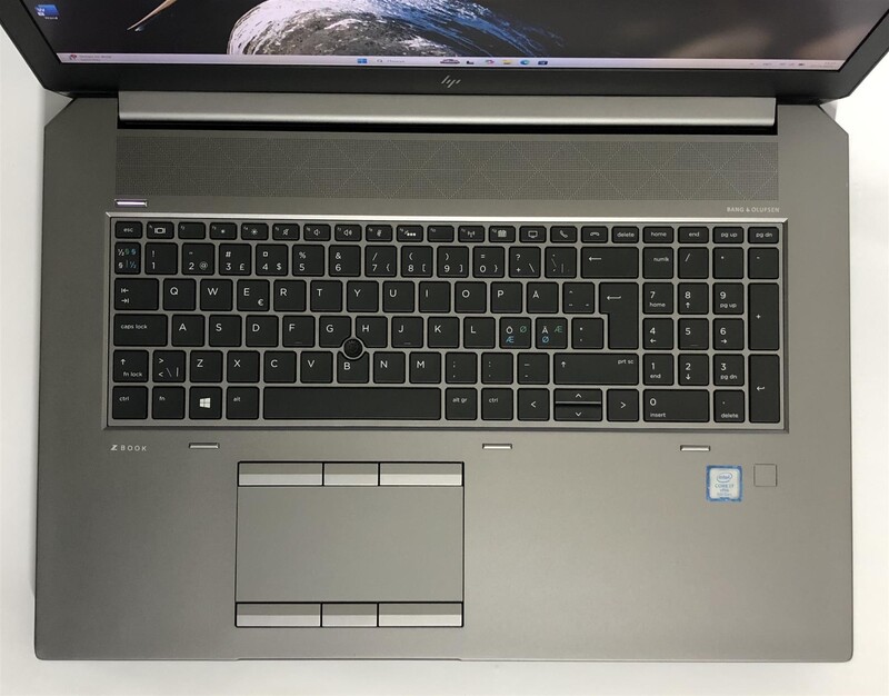 Ноутбук HP ZBook 17 G6 / 17.3" FullHD IPS / i7-9850H / 32GB / 512GB SSD NVMe / nVidia Quadro RTX 3000 6GB / Win11Pro / Backlight / сканер отпечатка - Б/у