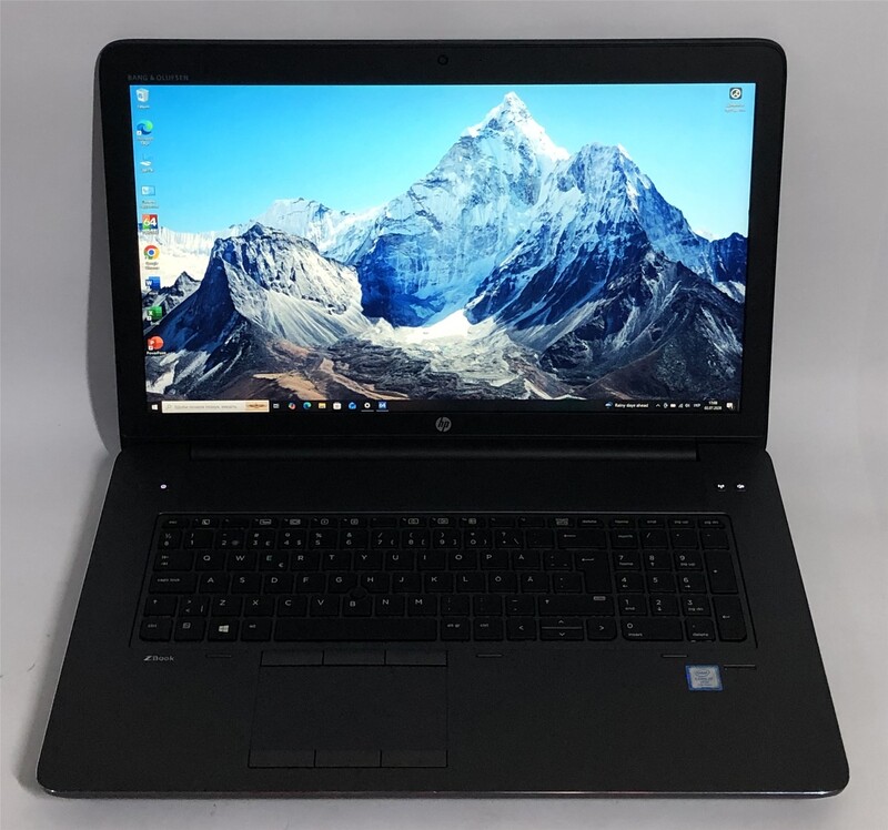 Ноутбук HP ZBook 17 G4 / 17.3" FullHD IPS / i7-7820HQ / 32GB / 500GB SSD / nVidia Quadro P3000, 6GB / Win10Pro / Backlight / сканер відбитка - Б/в