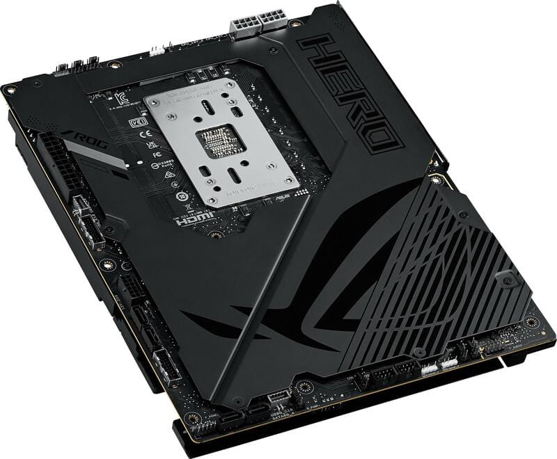 Материнская плата Asus ROG Crosshair X870E Hero BTF Socket AM5
