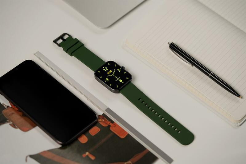 Смарт-часы 2E Alpha SQ Music Edition 46 mm Black/Green (2E-CWW40BKGN-WS)