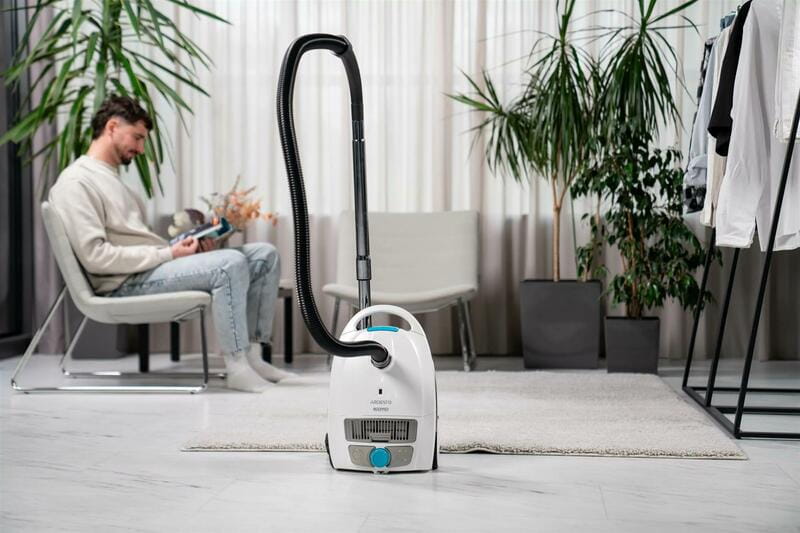 Пилосос Ardesto VC-I-B800W