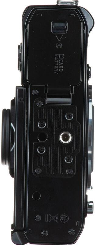 Цифрова фотокамера Nikon Zf body (VOA120AE)