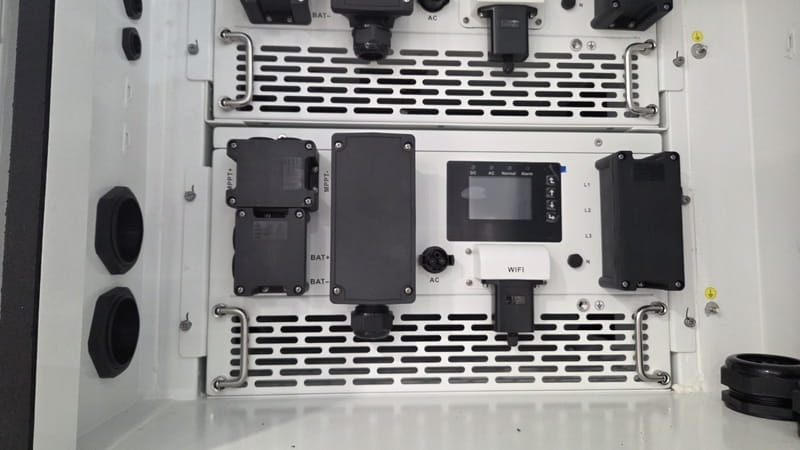 Інвертор гібридний PCS 125kW Deye SUN-125K-PCS01HP3, трифазний (складова комплекту)