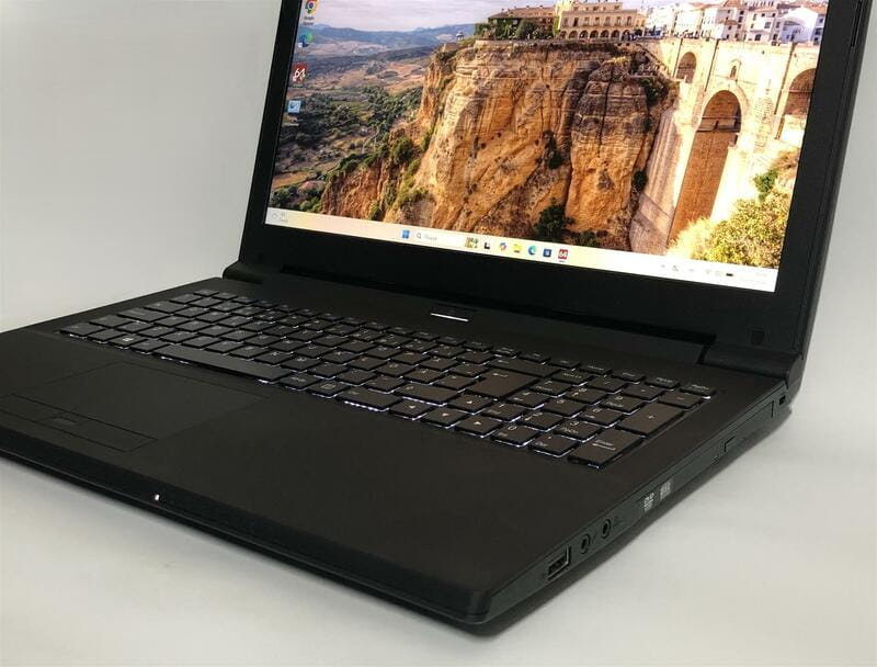 Ноутбук Clevo N350TW / 15.6" FullHD IPS / i7-8700T / 16GB / 128 GB + 750GB HDD / Win11Pro / Backlight / сканер відбитка - Б/в
