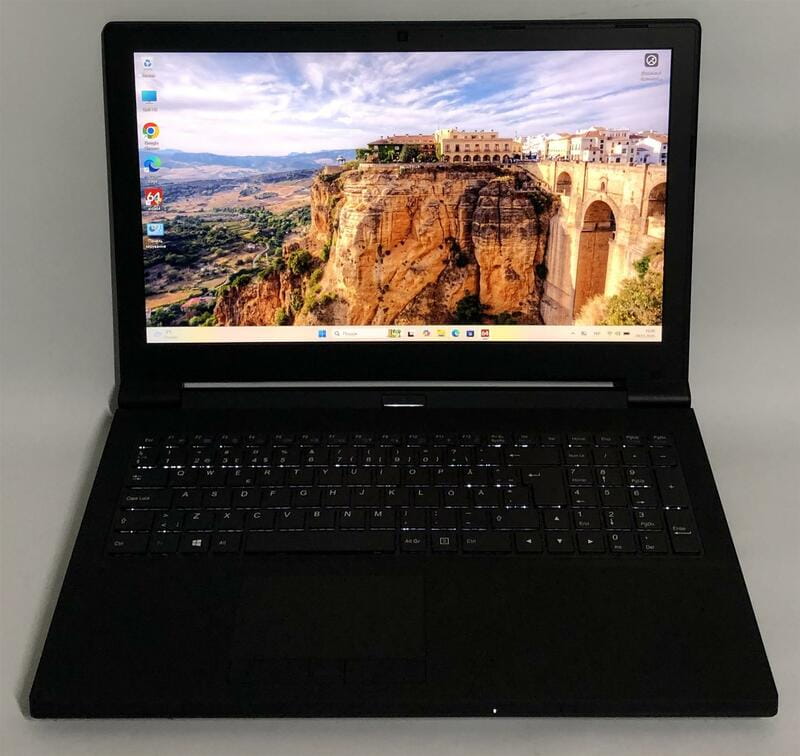 Ноутбук Clevo N350TW / 15.6" FullHD IPS / i7-8700T / 16GB / 128 GB + 750GB HDD / Win11Pro / Backlight / сканер відбитка - Б/в