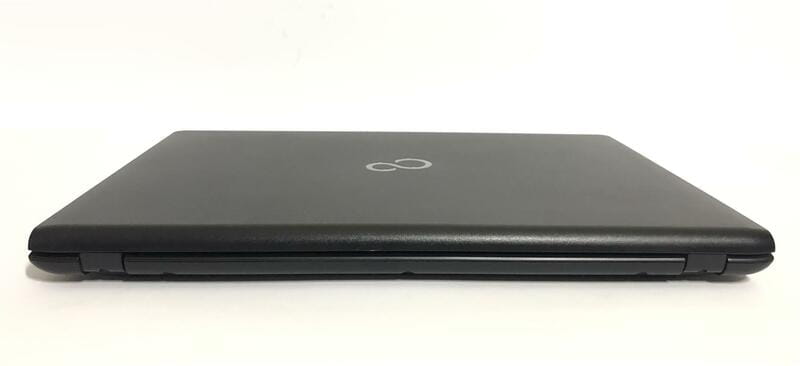 Ноутбук Fujitsu Lifebook A555 / 15.6" (1366х768) / i3-5005U / 8GB / 128GB SSD / Win10Pro - Б/в