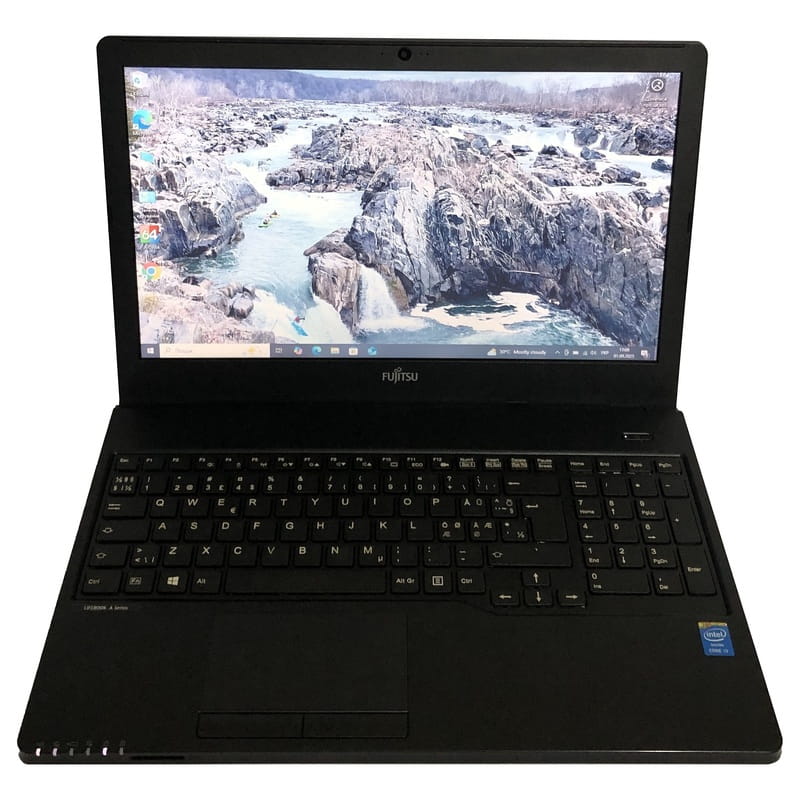 Ноутбук Fujitsu Lifebook A555 / 15.6" (1366х768) / i3-5005U / 8GB / 128GB SSD / Win10Pro - Б/в