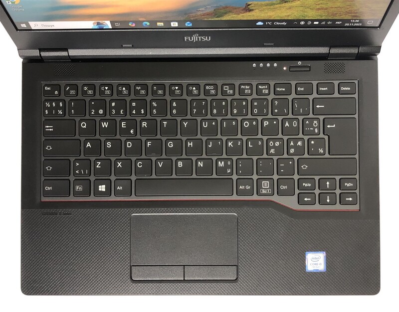 Ноутбук Fujitsu Lifebook E548 / 14" FullHD IPS / i3-7130U / 8GB / 256GB SSD / 4G/LTE / Win10Pro - Б/в