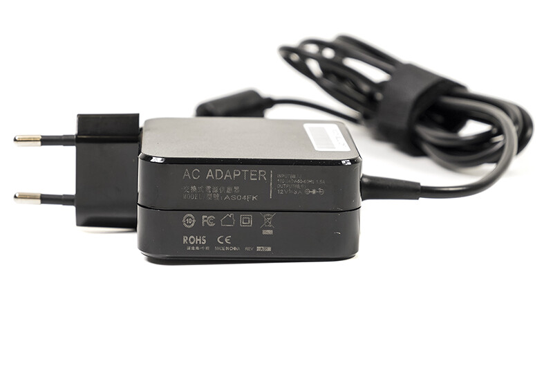 Блок живлення PowerPlant для ноутбука Asus 220V, 12V 36W 3A, 4.7х1.7мм, wall mount (AS36A4717)