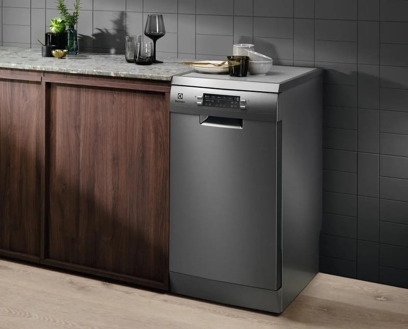 Посудомоечная машина Electrolux ESS64321SX