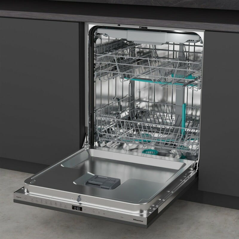 Встраиваемая посудомоечная машина Hisense HV673D64