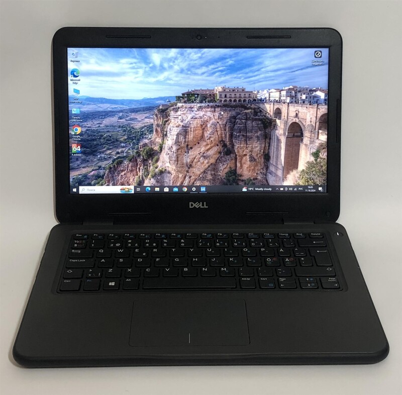 Ноутбук Dell Latitude 3310 / 13.3" (1366х768) / i3-8145U / 8GB / 128GB SSD / Win10Pro - Б/в