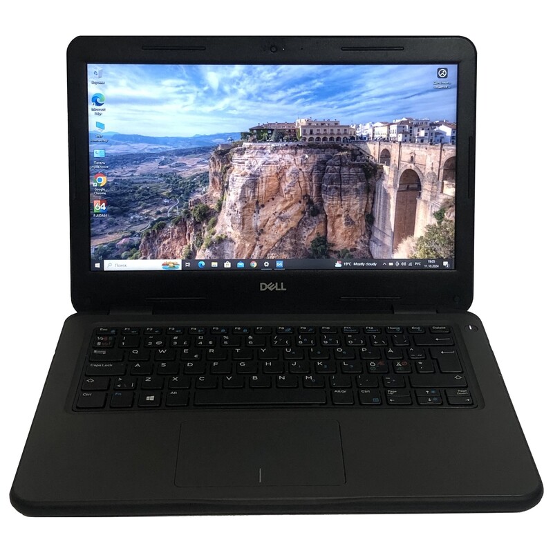 Ноутбук Dell Latitude 3310 / 13.3" (1366х768) / i3-8145U / 8GB / 128GB SSD / Win10Pro - Б/в