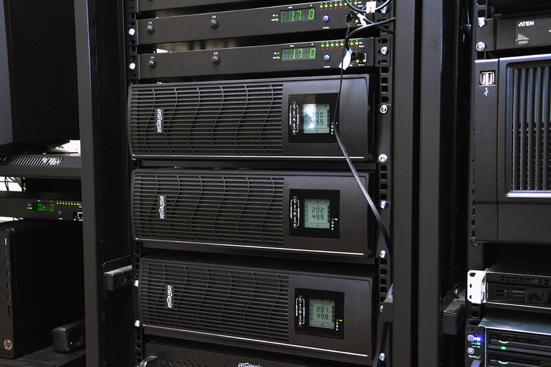 Джерело безперебійного живлення EnerGenie EG-UPSRACK-13 3000VA
