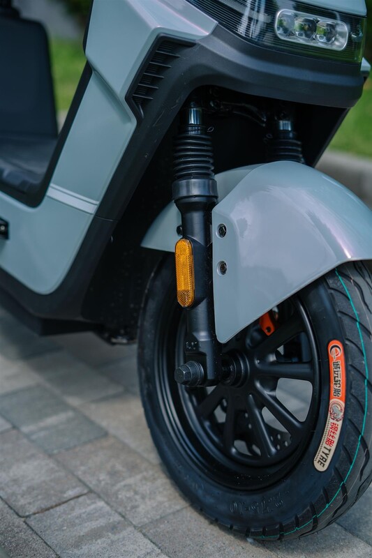 Електроскутер 2E FY70 Grey (2EESFYYS70J)