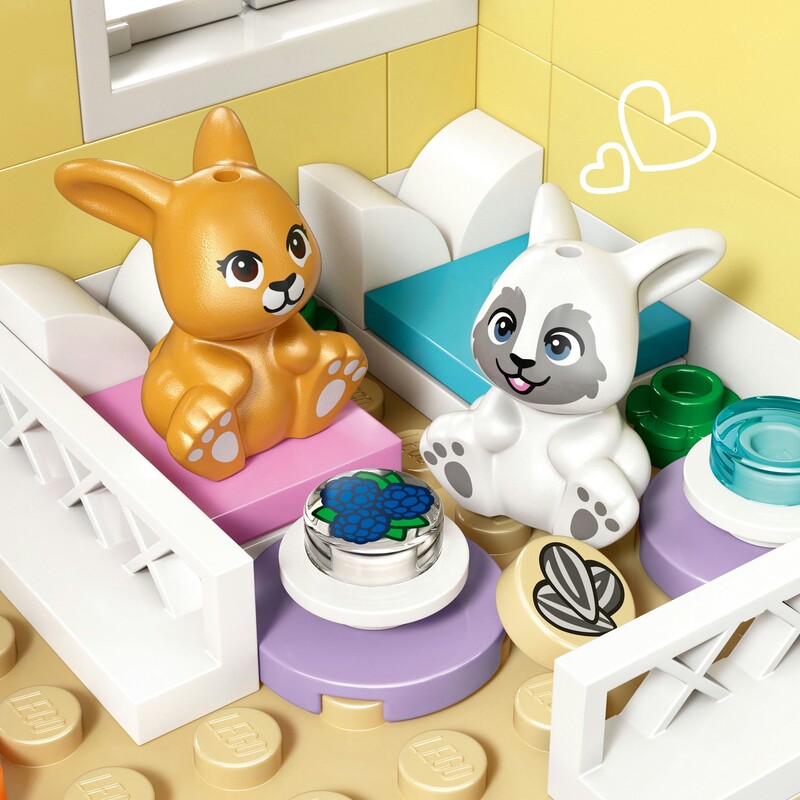 Конструктор LEGO Friends Отель Bunny в Хартлейк-Сити (42679)