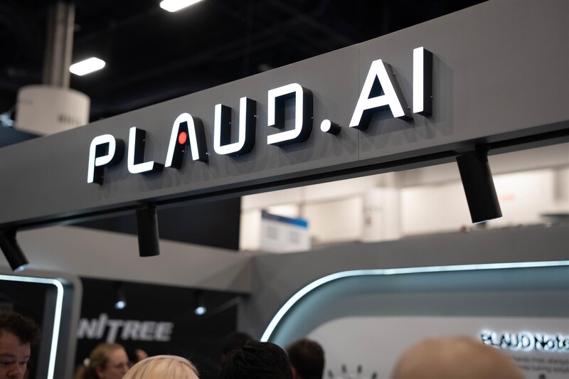 Диктофон Plaud AI Note Silver (NB-100-SI)