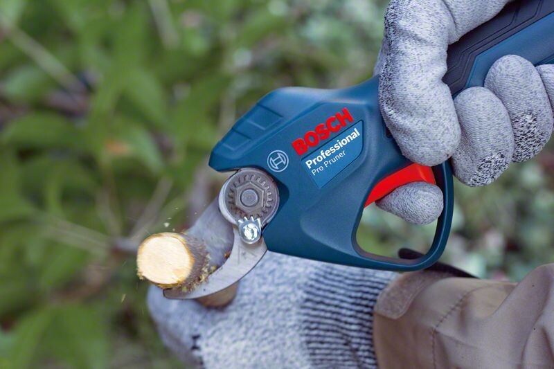 Секатор акумуляторный Bosch Professional Pruner 12В, 2х3Агод (0.601.9K1.021)